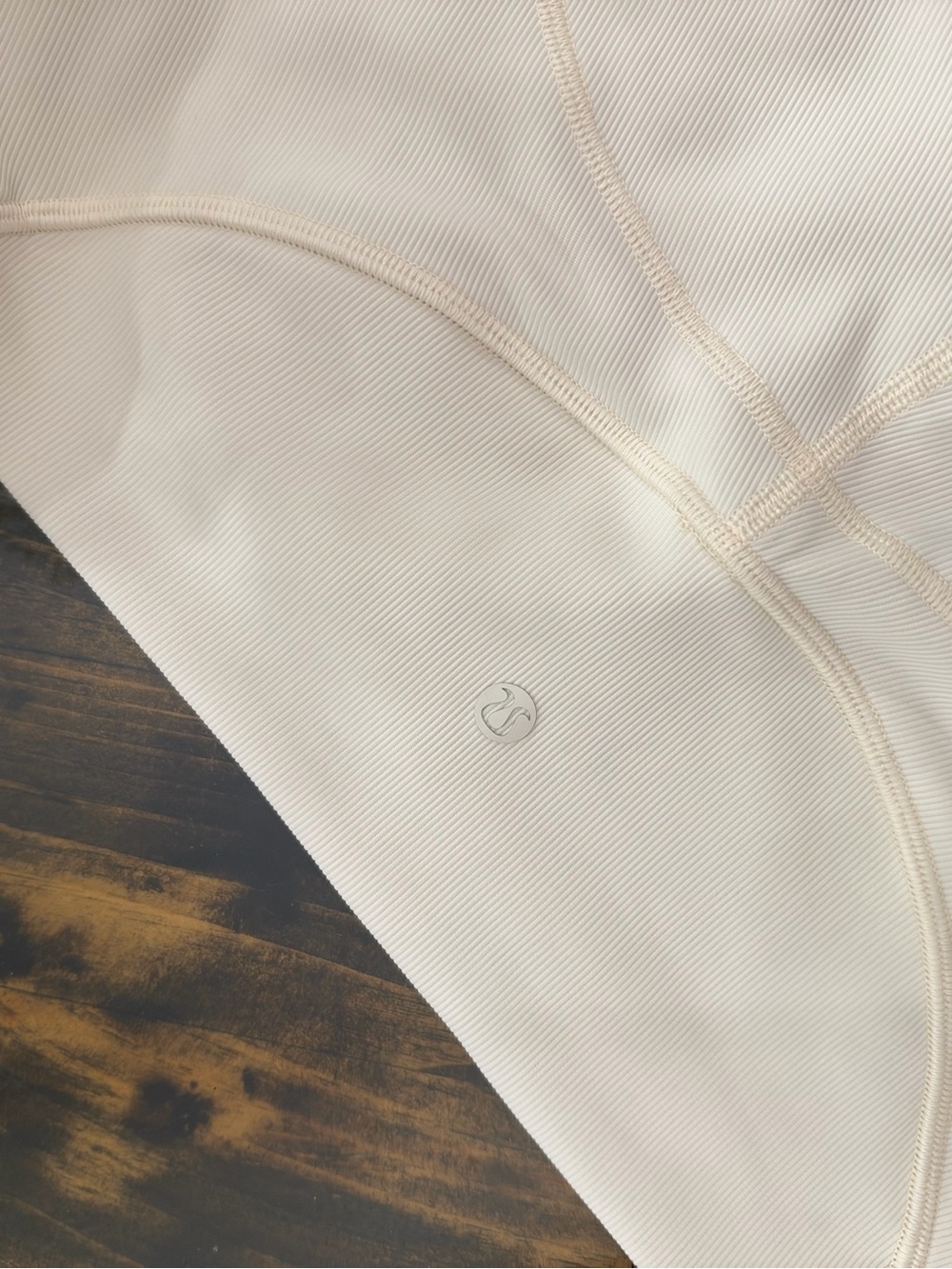 Lululemon Ribbed Contoured High Rise Shorts - Picture 5 of 5